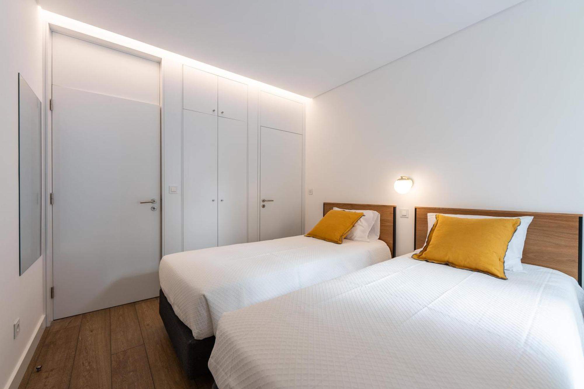 Brum Design Apartments Ponta Delgada  Ngoại thất bức ảnh
